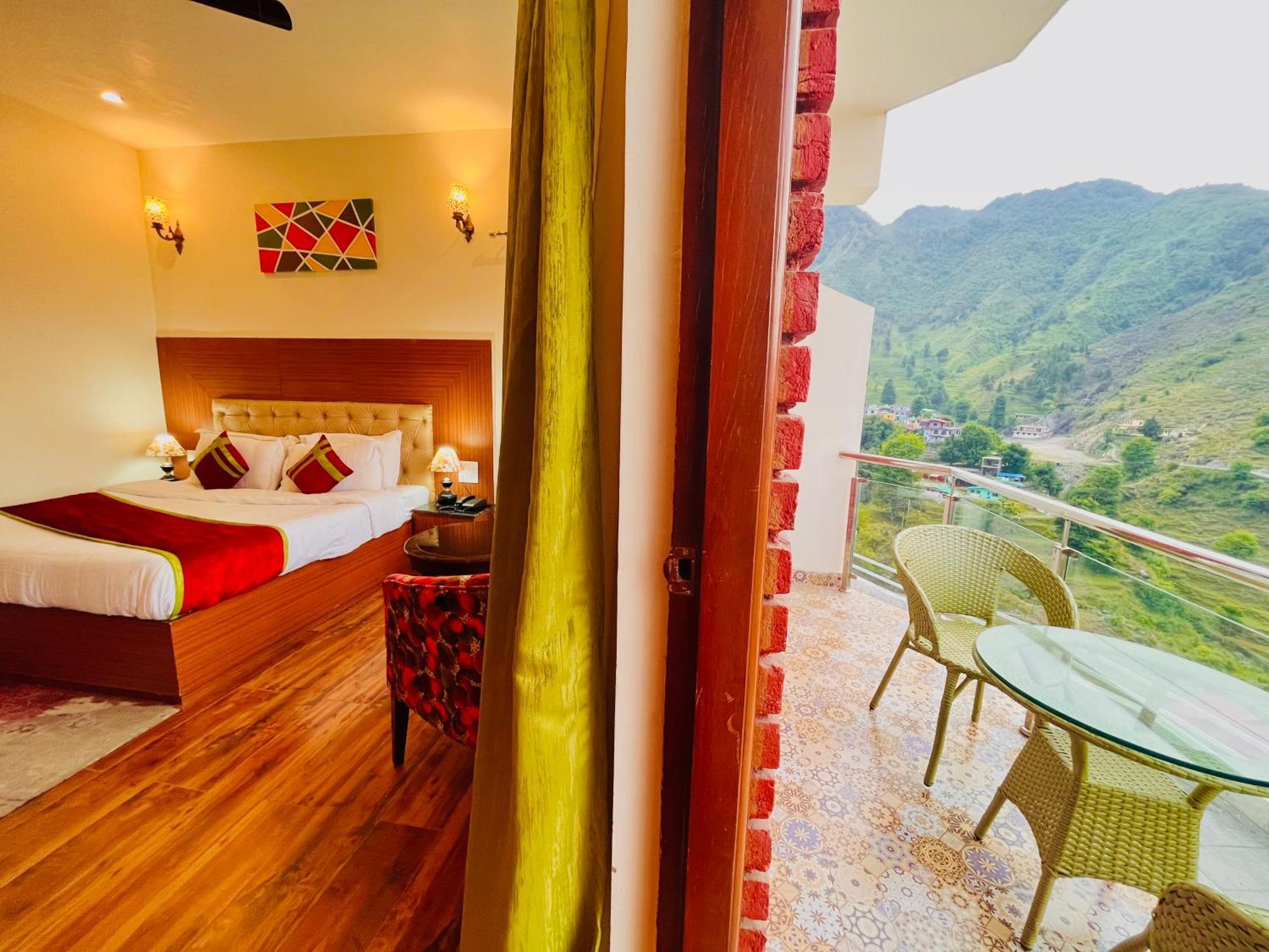 The Kempty Osasis - A Boutique Resort With Scenic Mountain View In Массури Экстерьер фото